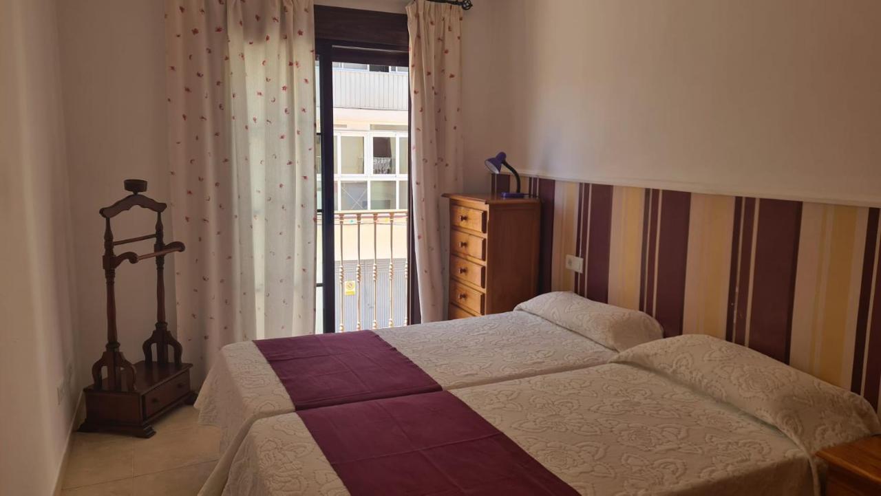 נרחה Apartamentos El Barrio מראה חיצוני תמונה
