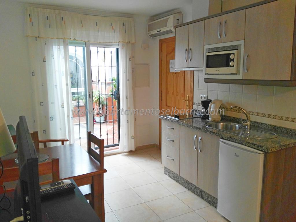 נרחה Apartamentos El Barrio מראה חיצוני תמונה
