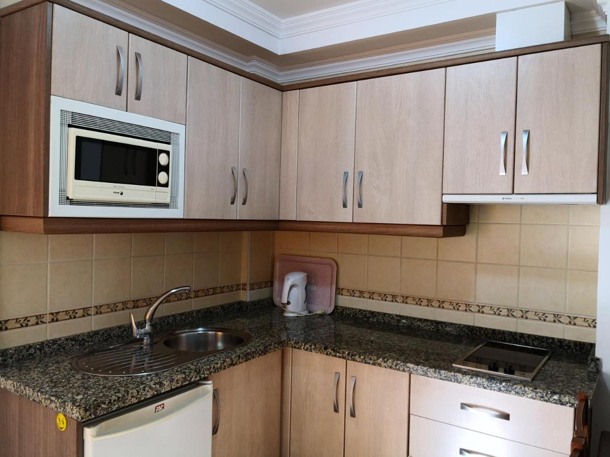 נרחה Apartamentos El Barrio מראה חיצוני תמונה