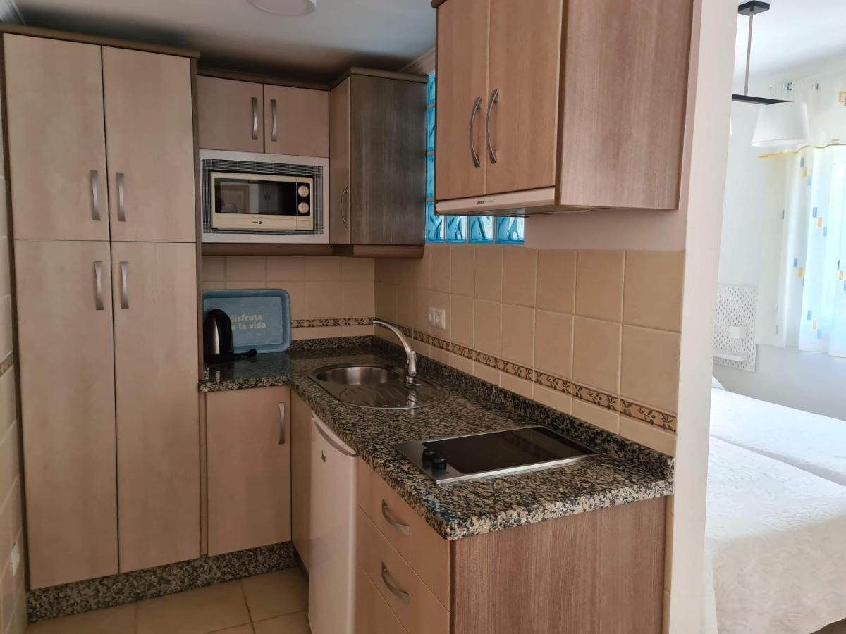נרחה Apartamentos El Barrio מראה חיצוני תמונה