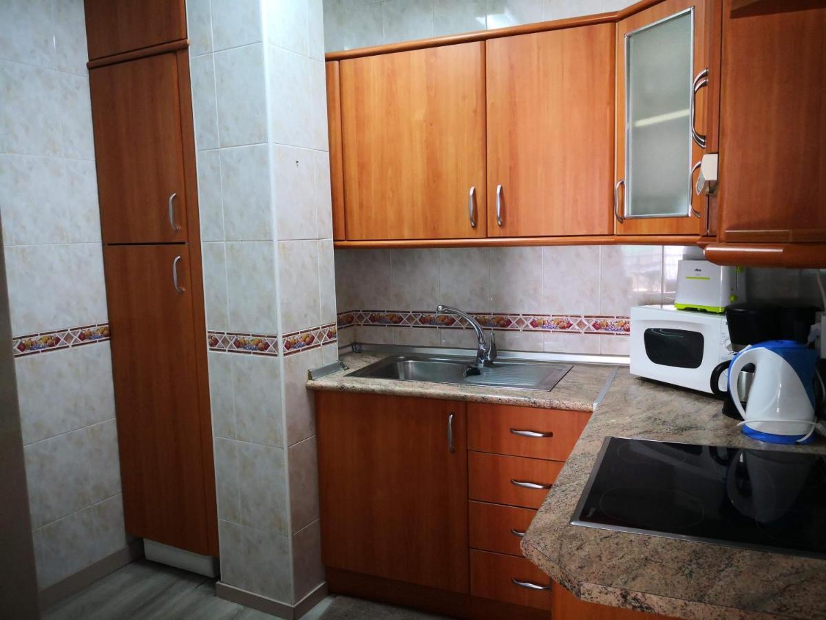 נרחה Apartamentos El Barrio מראה חיצוני תמונה